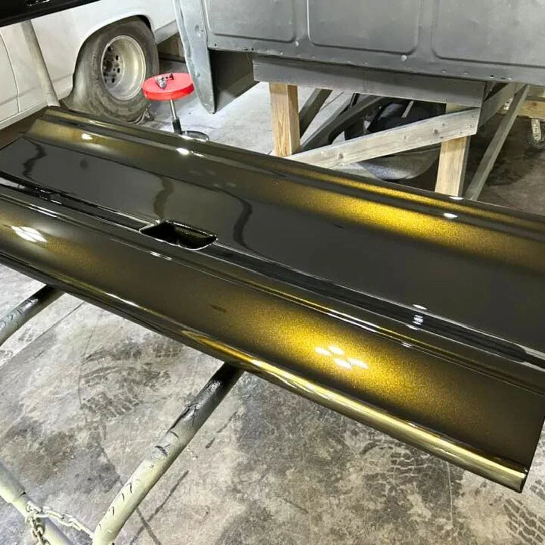 Tinted Gold Spray Can