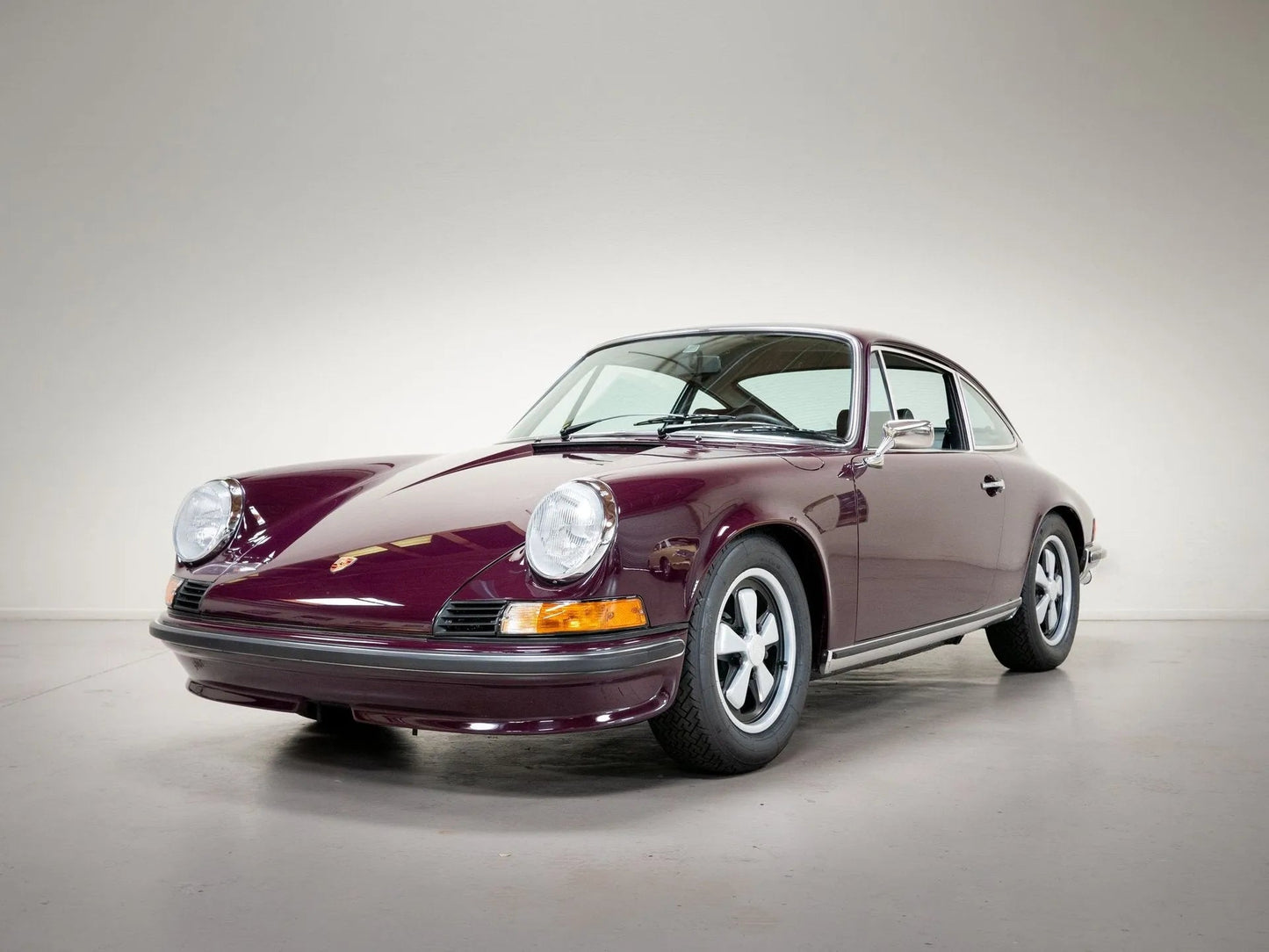 Porsche Aubergine L025 | OEMatch Basecoat