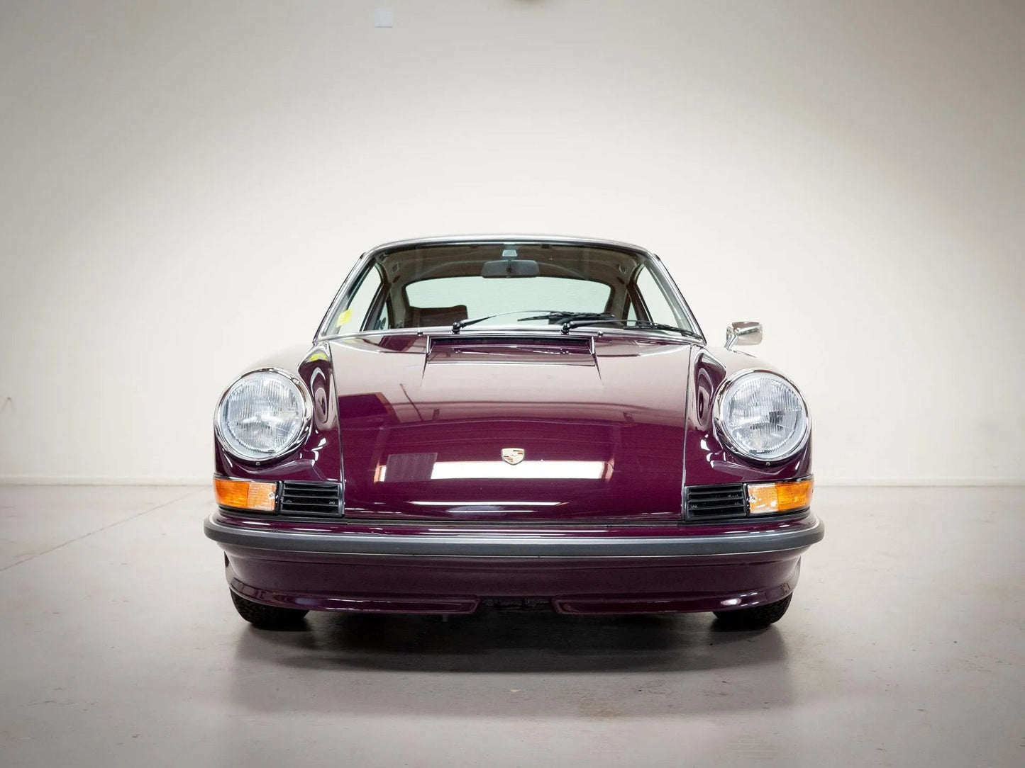 Porsche Aubergine L025 | OEMatch Basecoat