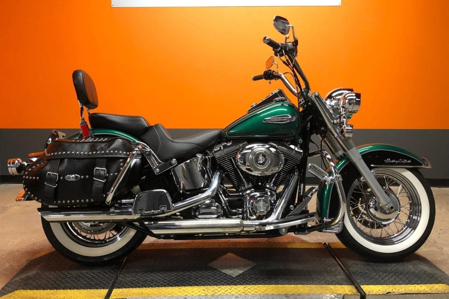 Harley-Davidson Mystique Green - 2C HD117 | OEMatch Basecoat