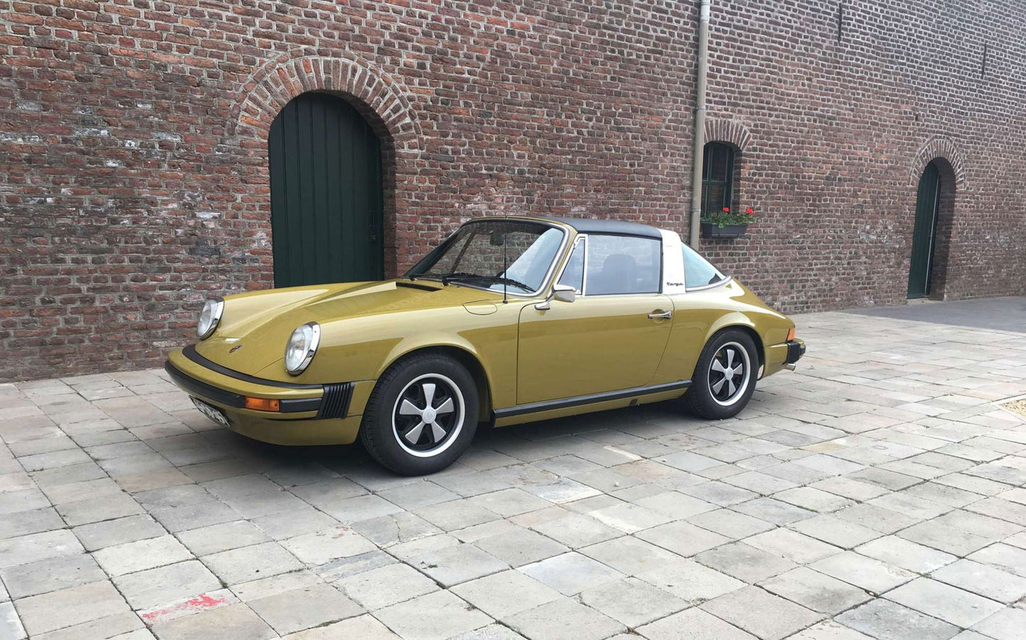 Porsche Olive 414 | OEMatch Basecoat