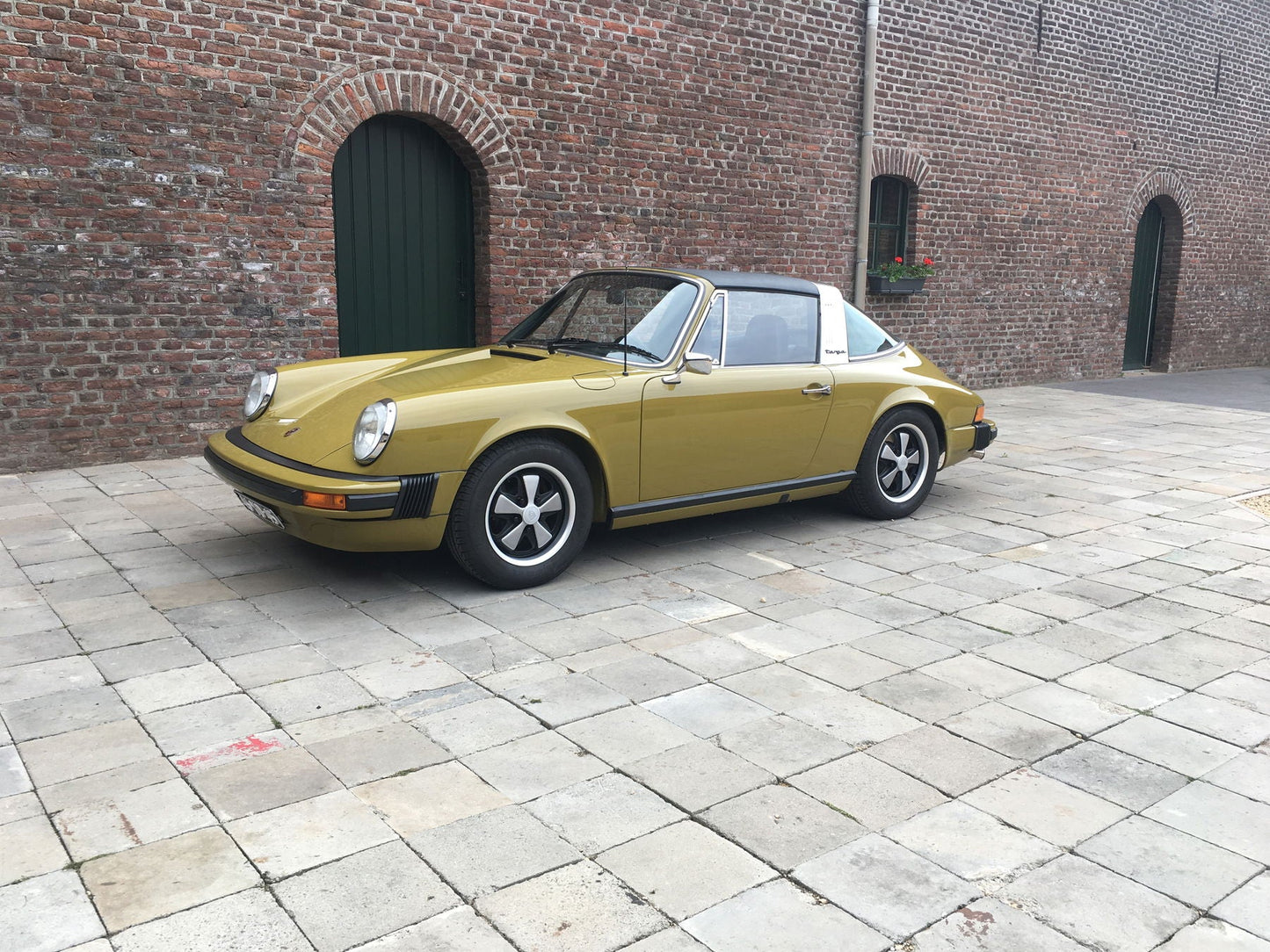 Porsche Olive 414 | OEMatch Basecoat