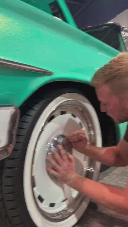 Mist Green Spray Can Midcoat