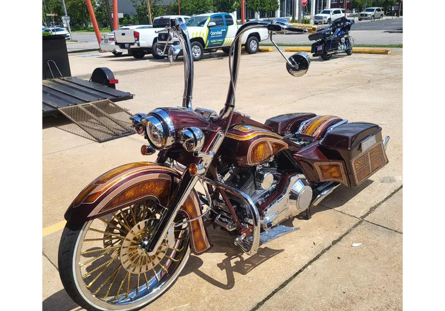 Harley bagger in Hangman Super Colorshift